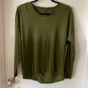 Lululemon open back long sleeve tunic